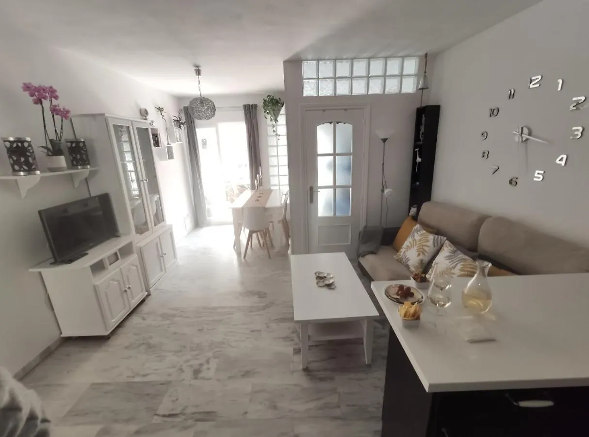 Apartamento Nuevo A 50 M. De La Playa Lägenhet Morche